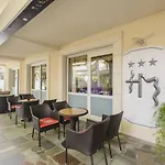 Madison Hotel