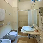 Madison Hotel 3*