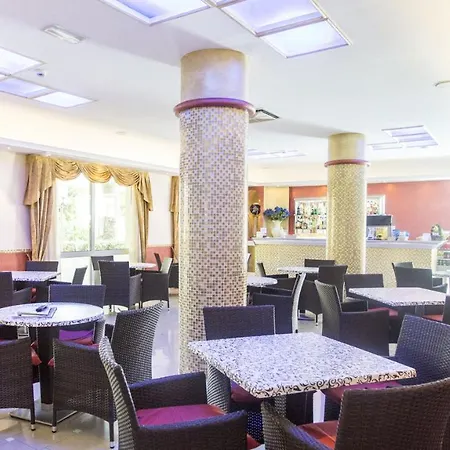 Hotel Madison 3*