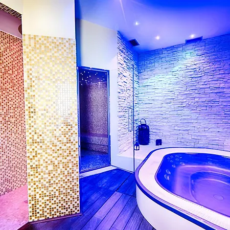 Madison 贝拉里亚-伊贾马里纳